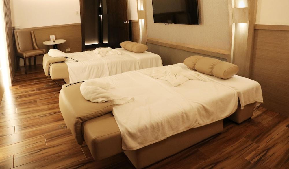 Rizal Park Hotel Манила Экстерьер фото