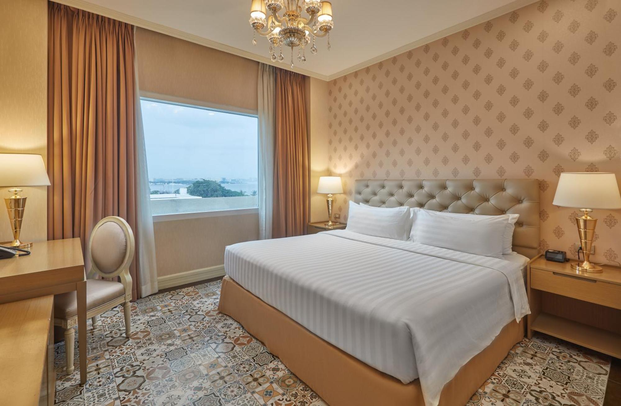 Rizal Park Hotel Манила Номер фото